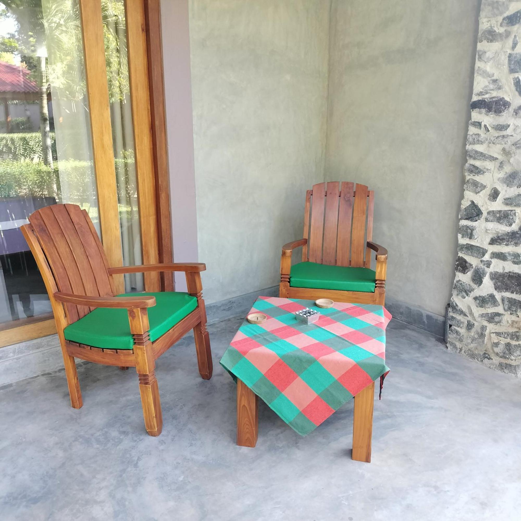 Avalon Village Resort Induruwa Eksteriør bilde