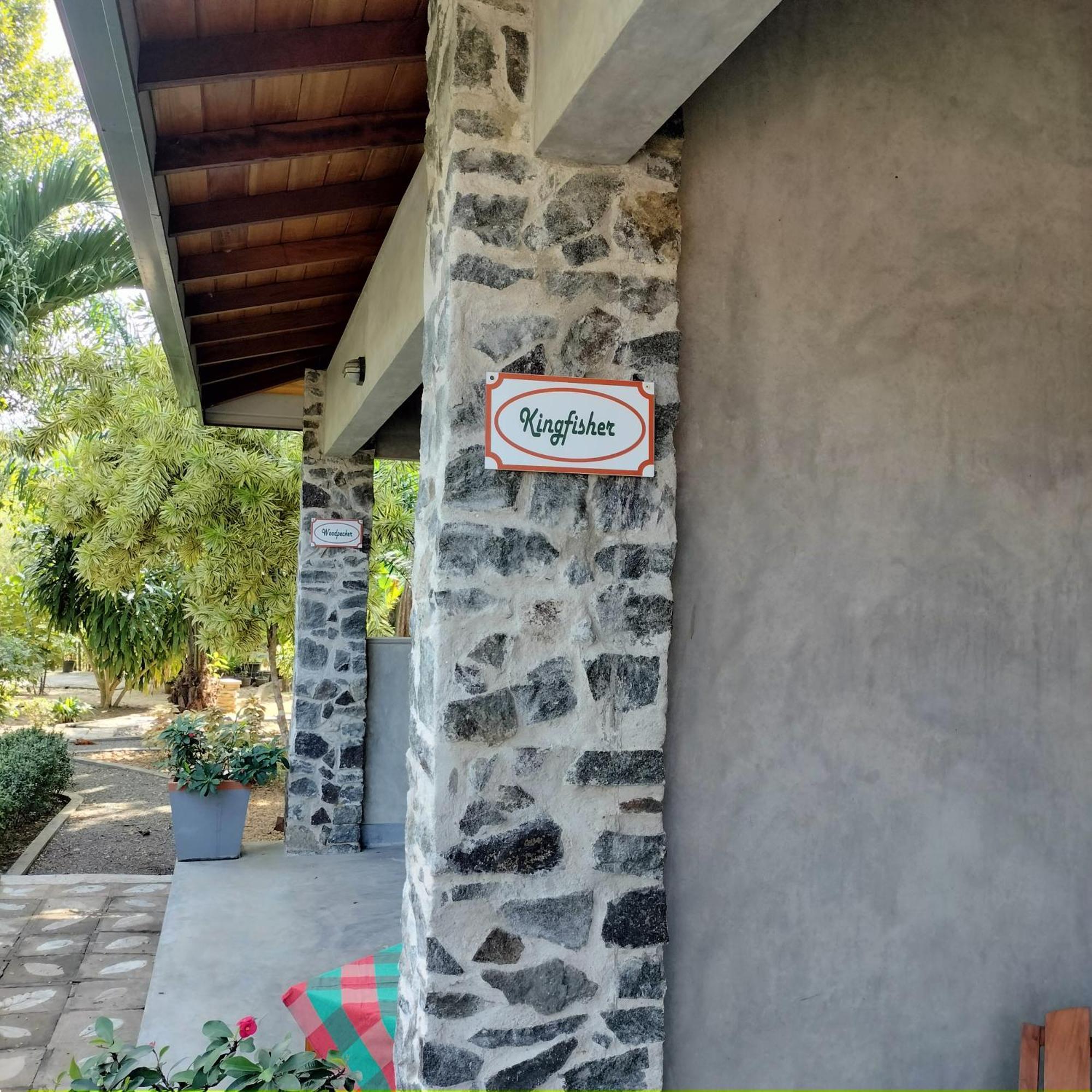 Avalon Village Resort Induruwa Eksteriør bilde