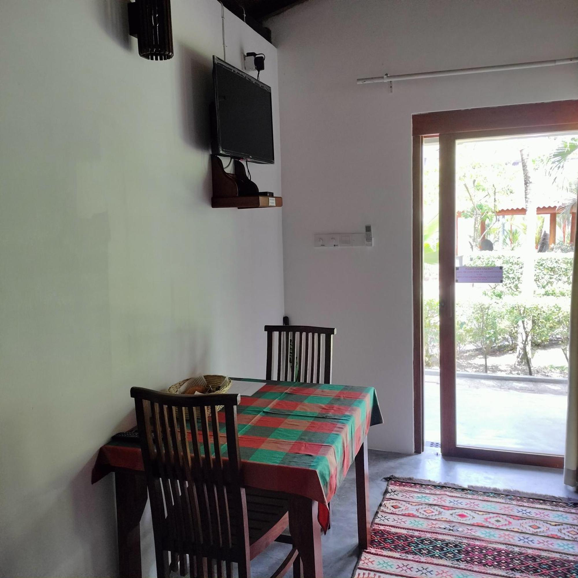 Avalon Village Resort Induruwa Eksteriør bilde